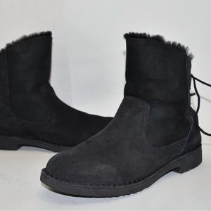 UGG size 10
